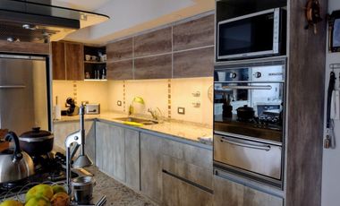 CASA SOBRE LOTE PROPIO EN BARRACAS VENTA