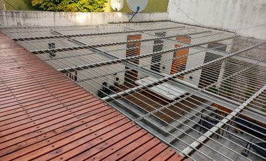 CASA SOBRE LOTE PROPIO EN BARRACAS VENTA