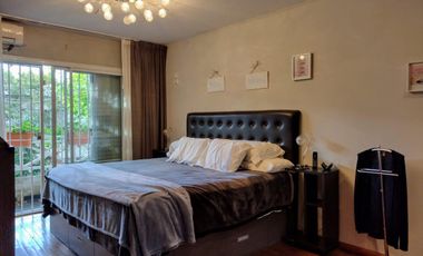 CASA SOBRE LOTE PROPIO EN BARRACAS VENTA