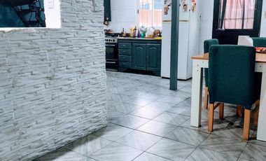 Casa en venta - 2 Dormitorios 1 Baño - Gerli