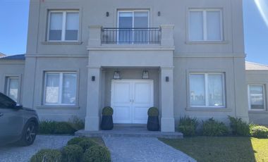 Alquiler Temporal Casa 3 Dormitorios en La Diligencia, Pilará