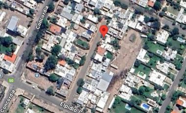 Casa en venta - 3 Dormitorios 1 Baño - Mendoza