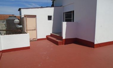 CASA EN PLANTA ALTA.