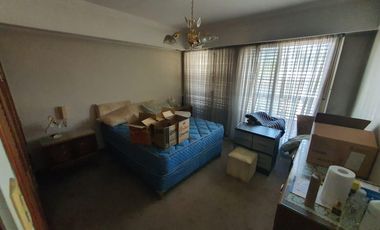 Casa de 4 dormitorios, parque y quincho en Lomas de Zamora