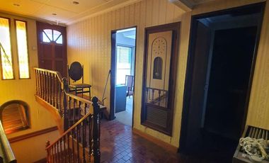 Casa de 4 dormitorios, parque y quincho en Lomas de Zamora