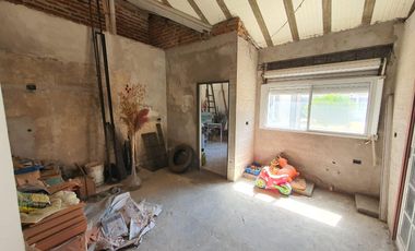 Casa de 4 dormitorios, parque y quincho en Lomas de Zamora