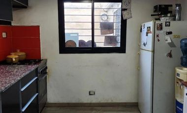 Casa en venta - 2 Dormitorios 1 Baño - Zarate