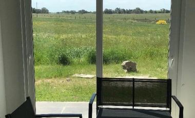 Casa en alquiler - 3 Dormitorios 2 Baños - Coronel Brandsen