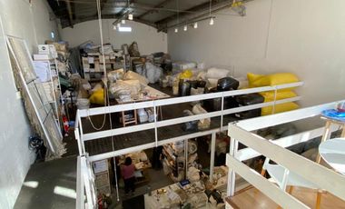 Galpón en Colombres 982