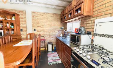 Casa en  Alvear al 4000