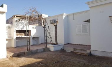 Casa en venta - 3 Dormitorios 1 Baño - La Rioja