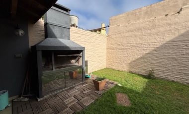 Casa en venta a pocas cuadras de la estación.