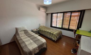 Casa en venta a pocas cuadras de la estación.