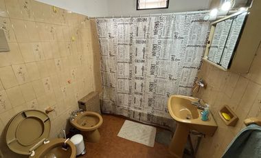 Casa en venta a pocas cuadras de la estación.