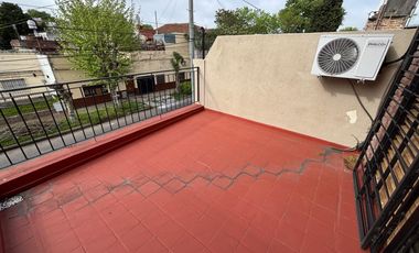 Casa en venta a pocas cuadras de la estación.