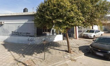 Casa en venta - 4 Dormitorios 3 Baños - Córdoba