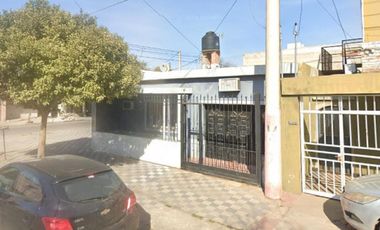 Casa en venta - 4 Dormitorios 3 Baños - Córdoba