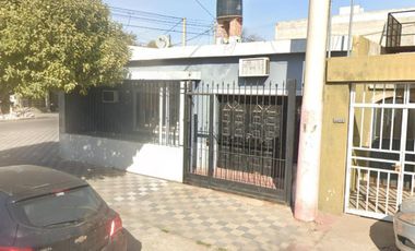 Casa en venta - 4 Dormitorios 3 Baños - Córdoba