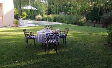 Casa en Venta/Alquiler en La Isla - Nordelta