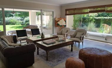 Casa en Venta/Alquiler en La Isla - Nordelta