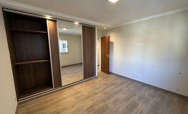 Venta Departamento en zona río