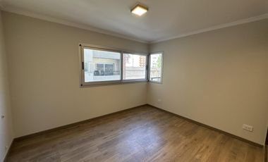 Venta Departamento en zona río