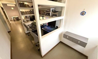 Casa de 2 dormitorios con cochera en Matheu