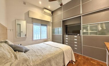 Casa de 2 dormitorios con cochera en Matheu