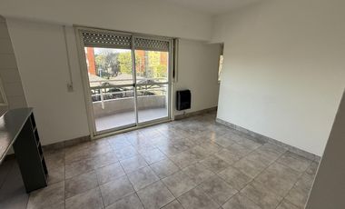 Departamento dos ambientes en ALQUILER con seguridad y sum - Sarandi - Avellaneda