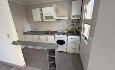 Departamento dos ambientes en ALQUILER con seguridad y sum - Sarandi - Avellaneda