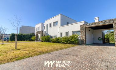 Venta de casa 6 ambientes en San Marco
