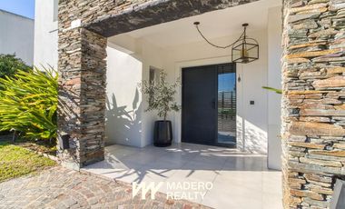 Venta de casa 6 ambientes en San Marco