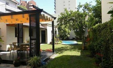 Casa de 4 dormitorios en Lomas de Zamora Oeste