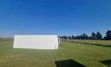 Casa Quinta en venta - 4 Dormitorios 4 Baños - Coronel Brandsen