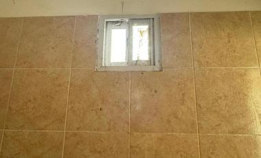 Depósito en venta - 1 Baño - 240Mts2 - Canning