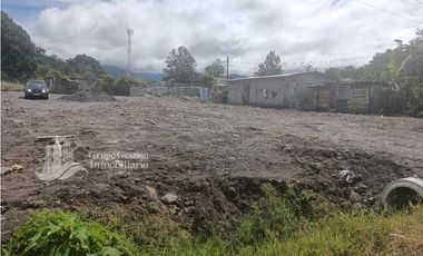 SE VENDE LOTE 1000, $45.000 Volcán