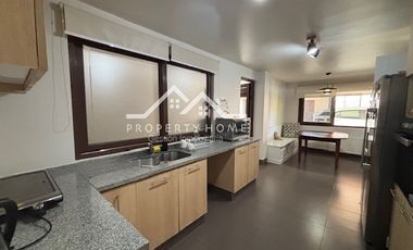 CASA 3 DORM + SERVICIO + PISCINA Y QUINCHO PIEDRA ROJA