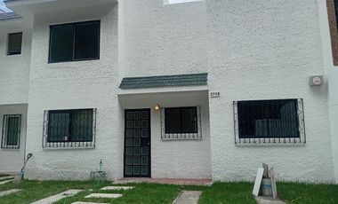 Casa Jardines del Bosque