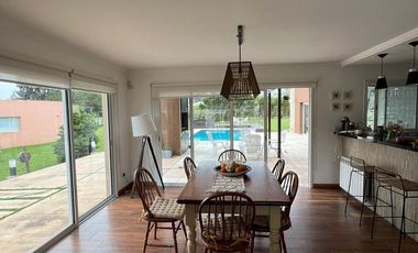 Casa - Arenas del Sur