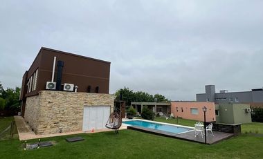 Casa - Arenas del Sur