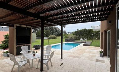 Casa - Arenas del Sur