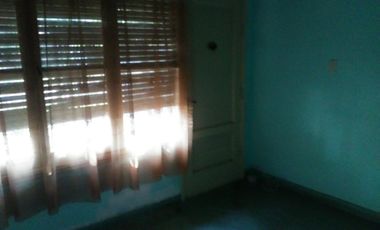 chalet 3 ambientes sobre la calle king al 400