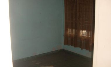 chalet 3 ambientes sobre la calle king al 400