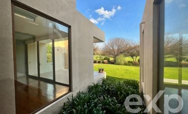 Casa en Venta en Hacienda de Chicureo