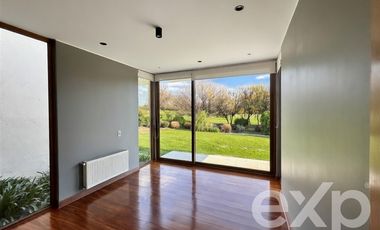 Casa en Venta en Hacienda de Chicureo