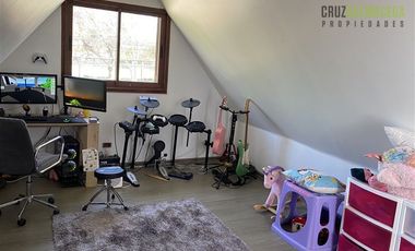 Casa en Venta en Sánchez Fontecilla, cercano al Jumbo