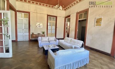 Sitio en Venta en Moneda esq. Brasil