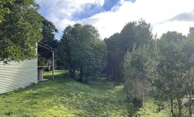 REBAJADA! Parcela 1 HA con Luz, Agua,  Cabaña y Baños