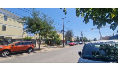 Venta depto La Granja 3 habitaciones 1 baño Edificio de 3 pisos