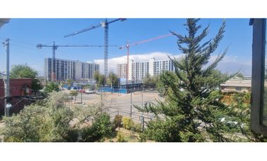 Venta depto La Granja 3 habitaciones 1 baño Edificio de 3 pisos